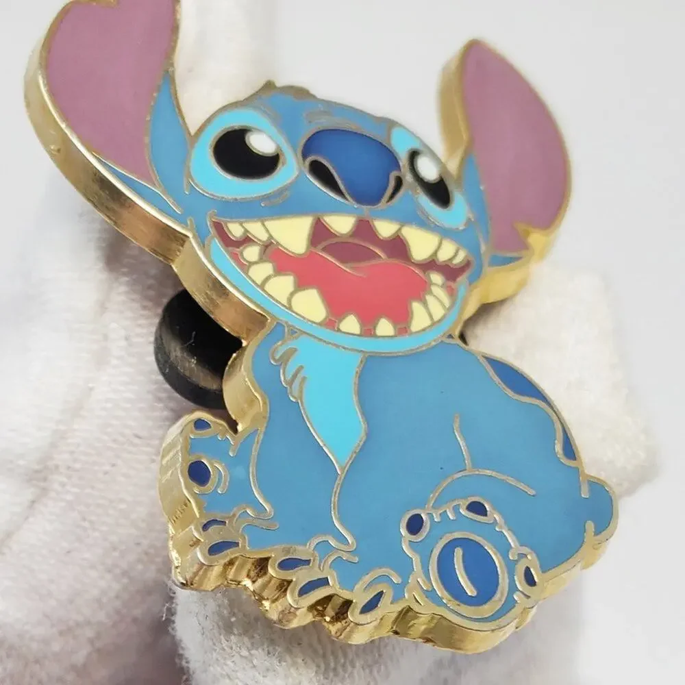 Disney Lilo & Stitch Sitting 2008  Pin Official Pin Trading